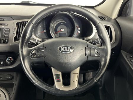 2015-Kia-Sportage-20-CRDi-Auto_12