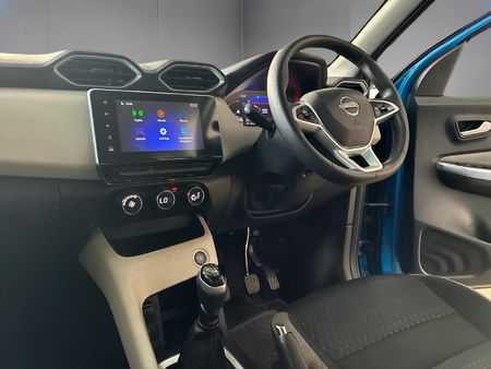 2023-Nissan-Magnite-10T-Acenta_18
