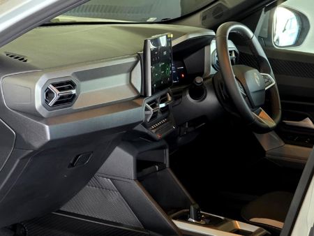 2026-Renault-Duster-13T-Intens-EDC_19