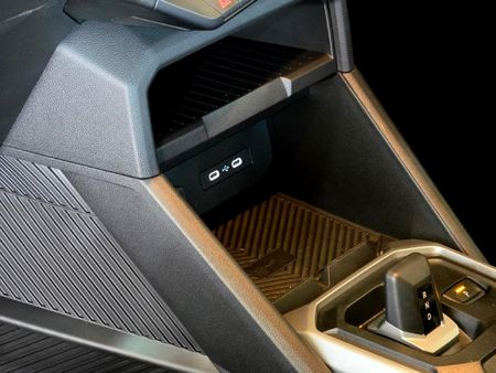 2026-Renault-Duster-13T-Intens-EDC_23