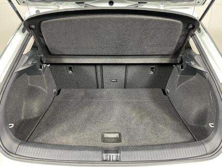 2021-Volkswagen-T-Roc-14-TSI-Design-Auto_14