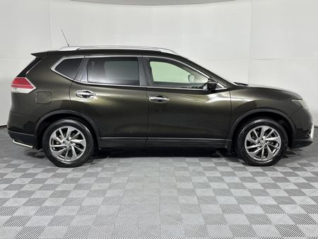 2015-Nissan-X-Trail-16-dCi-LE-4x4_17