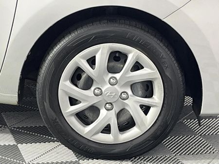 2018-Hyundai-Grand-i10-10-Motion_5