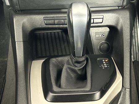 2011-BMW-X1-sDrive20d-Auto_10