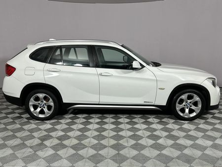 2011-BMW-X1-sDrive20d-Auto_17