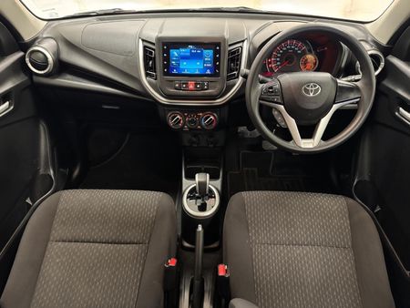 2026-Toyota-Vitz-10-XR-AMT_5