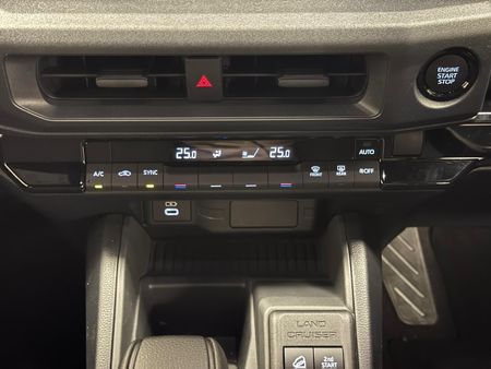 2026-Toyota-Land-Cruiser-FJ-27-GX-Auto_13