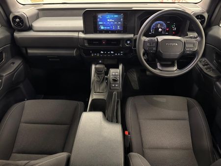 2026-Toyota-Land-Cruiser-FJ-27-GX-Auto_5