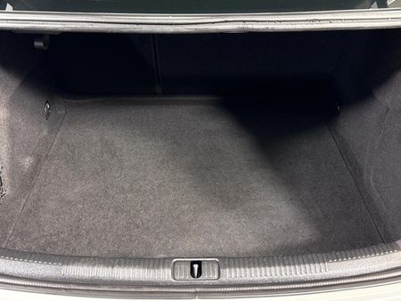2015-Audi-A3-Sedan-18-TFSI-SE-Auto_9