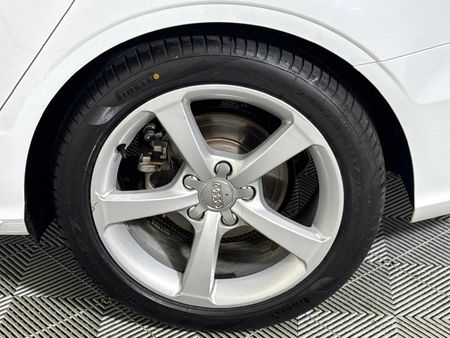 2015-Audi-A3-Sedan-18-TFSI-SE-Auto_6