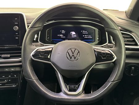 2023-Volkswagen-T-Roc-20-TSI-4M-R-Line-Auto_11