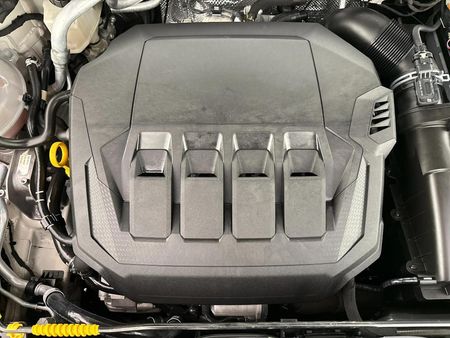2023-Volkswagen-T-Roc-20-TSI-4M-R-Line-Auto_12