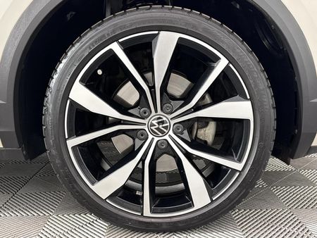 2023-Volkswagen-T-Roc-20-TSI-4M-R-Line-Auto_4