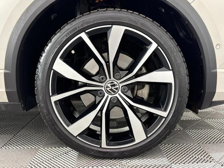 2023-Volkswagen-T-Roc-20-TSI-4M-R-Line-Auto_5
