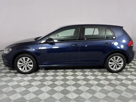 2015-Volkswagen-Golf-VII-14-TSI-Comfortline_19