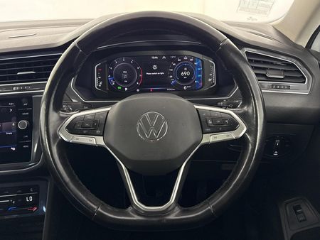2022-Volkswagen-Tiguan-Allspace-14-TSI-Life-DSG-Auto_12