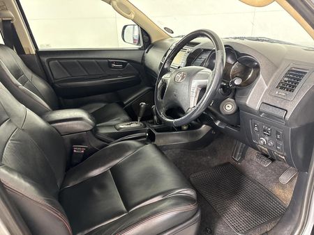2015-Toyota-Fortuner-30-D-4D-4x4-Auto_9