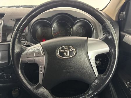 2015-Toyota-Fortuner-30-D-4D-4x4-Auto_12