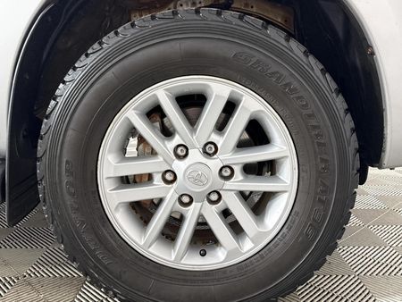 2015-Toyota-Fortuner-30-D-4D-4x4-Auto_5