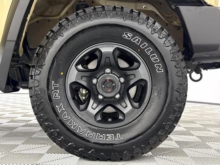 2025-Toyota-Land-Cruiser-79-28-GD-6-Auto-Double-Cab_5