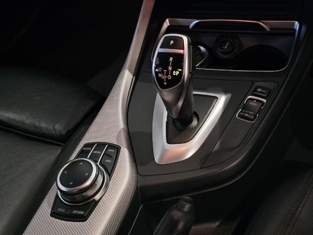 2019-BMW-1-Series-M140i-5-dr-Edition-Shadow-Auto_17