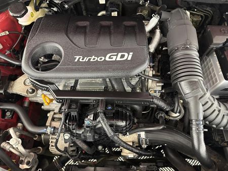 2023-Hyundai-i20-10-TGDI-Fluid-DCT_10