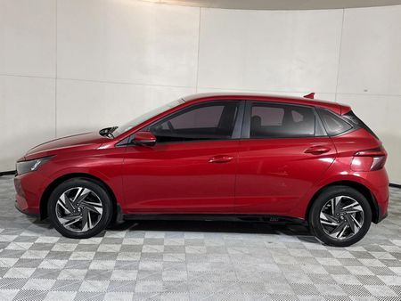 2023-Hyundai-i20-10-TGDI-Fluid-DCT_16