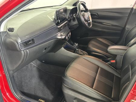 2023-Hyundai-i20-10-TGDI-Fluid-DCT_8