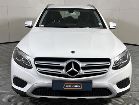 2018-Mercedes-Benz-GLC-250d_14