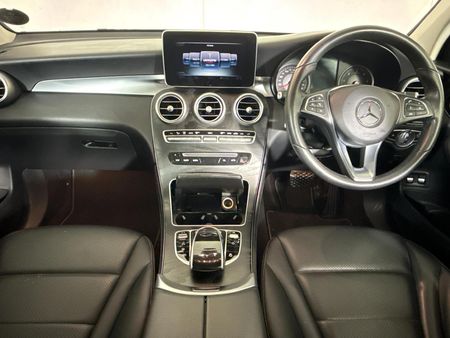 2018-Mercedes-Benz-GLC-250d_1