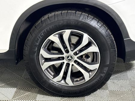 2018-Mercedes-Benz-GLC-250d_7