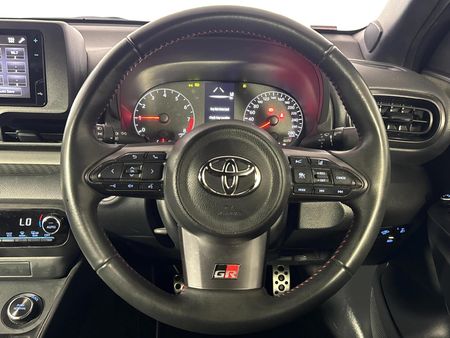 2024-Toyota-GR-Yaris-Rally-16T_10