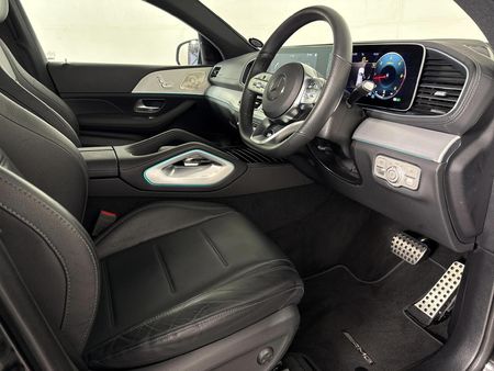 2022-Mercedes-Benz-GLE-Coupe-400d-4Matic_9