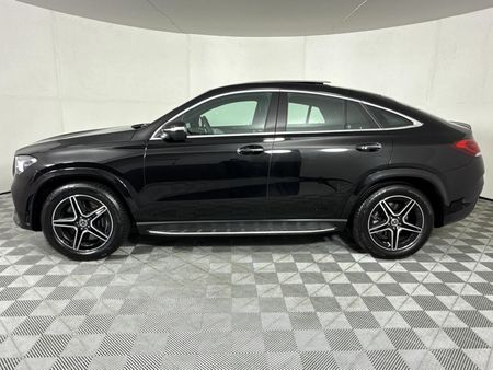 2022-Mercedes-Benz-GLE-Coupe-400d-4Matic_17