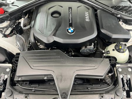 2018-BMW-3-Series-318i-Auto_12