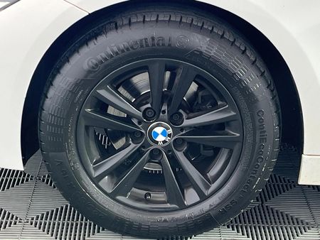 2018-BMW-3-Series-318i-Auto_4