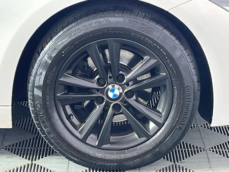 2018-BMW-3-Series-318i-Auto_5