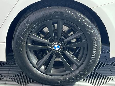 2018-BMW-3-Series-318i-Auto_6