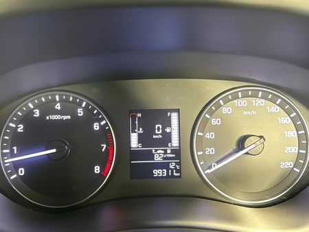 2019-Hyundai-i20-14-Active_2