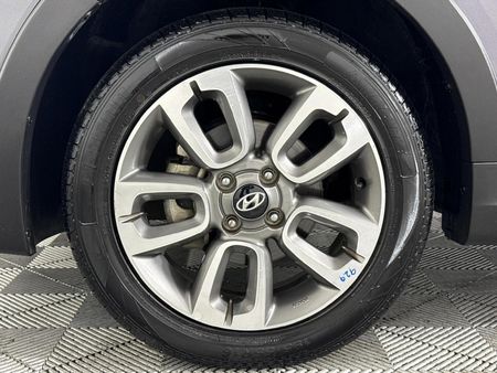 2019-Hyundai-i20-14-Active_4