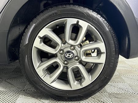 2019-Hyundai-i20-14-Active_6