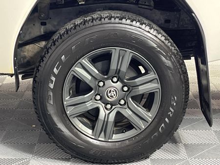 2024-Toyota-Hilux-24-GD-6-Raised-Body-Raider-Auto-Single-Cab_4