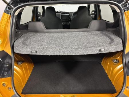 2023-Renault-Kwid-10-Climber_13