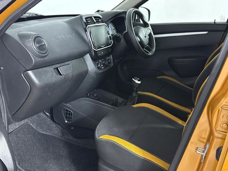 2023-Renault-Kwid-10-Climber_8