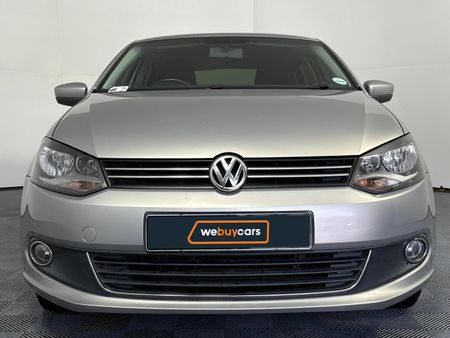 2013-Volkswagen-Polo-16-TDI-Comfortline_14