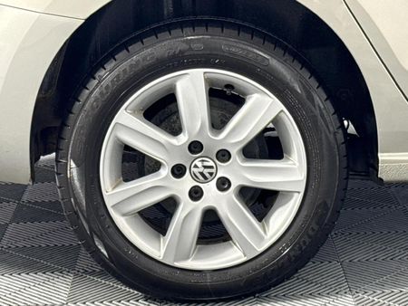 2013-Volkswagen-Polo-16-TDI-Comfortline_7