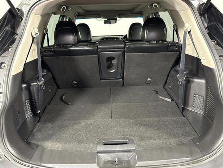 2020-Nissan-X-Trail-25-Tekna-4x4-Auto-7-seat_13