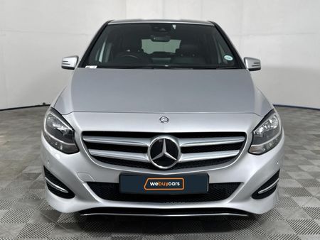 2016-Mercedes-Benz-B-Class-B-200-Auto_12