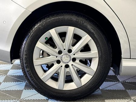 2016-Mercedes-Benz-B-Class-B-200-Auto_7