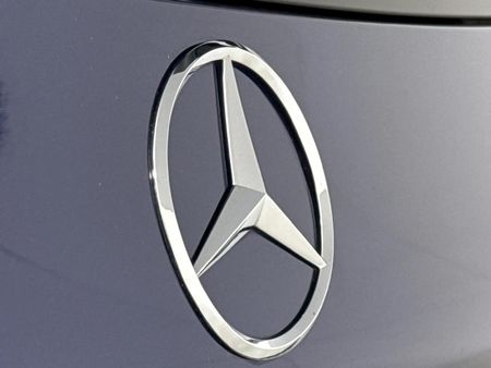 2019-Mercedes-Benz-GLC-250d-AMG_11